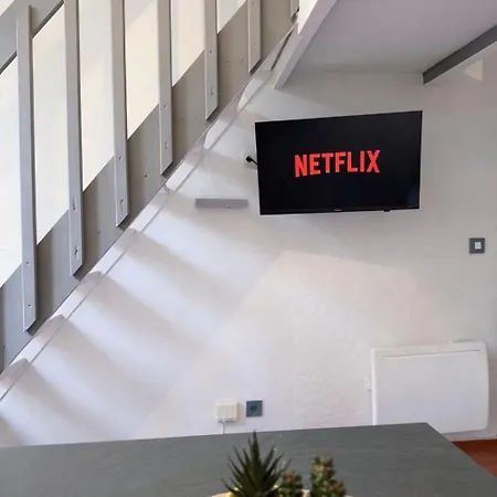 Apartment Mezzanine - Centre *